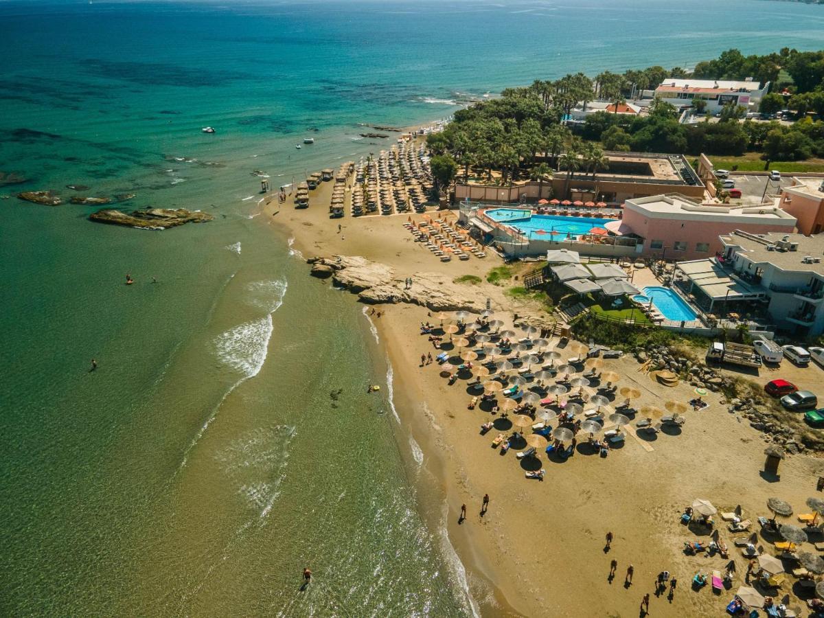 Manos Beachside Apartments Agia Marina Zewnętrze zdjęcie