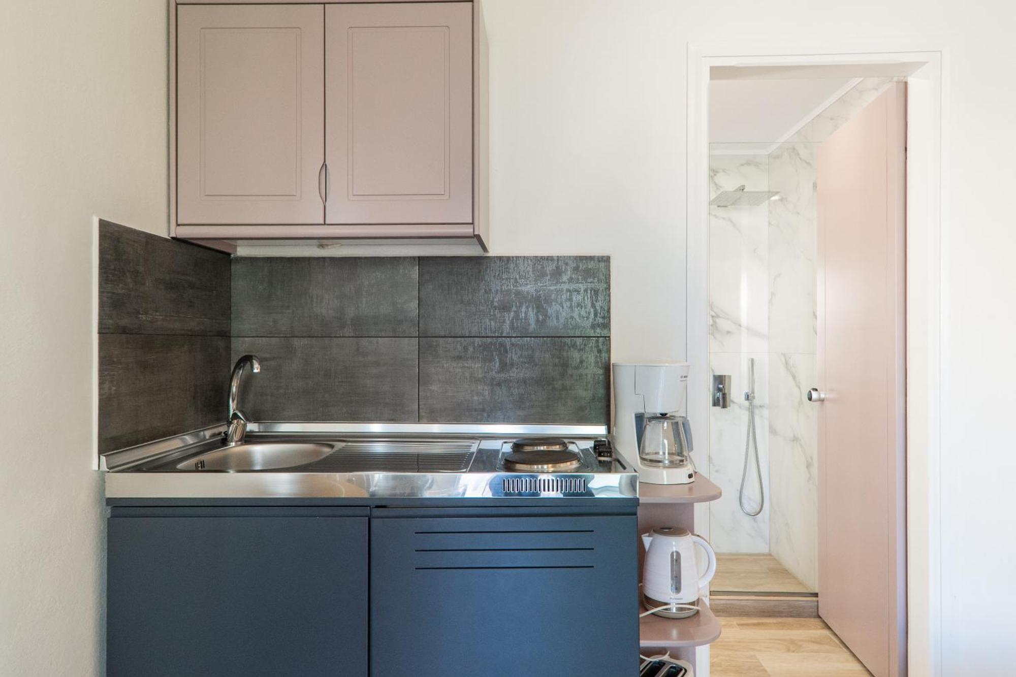 Manos Beachside Apartments Agia Marina Pokój zdjęcie